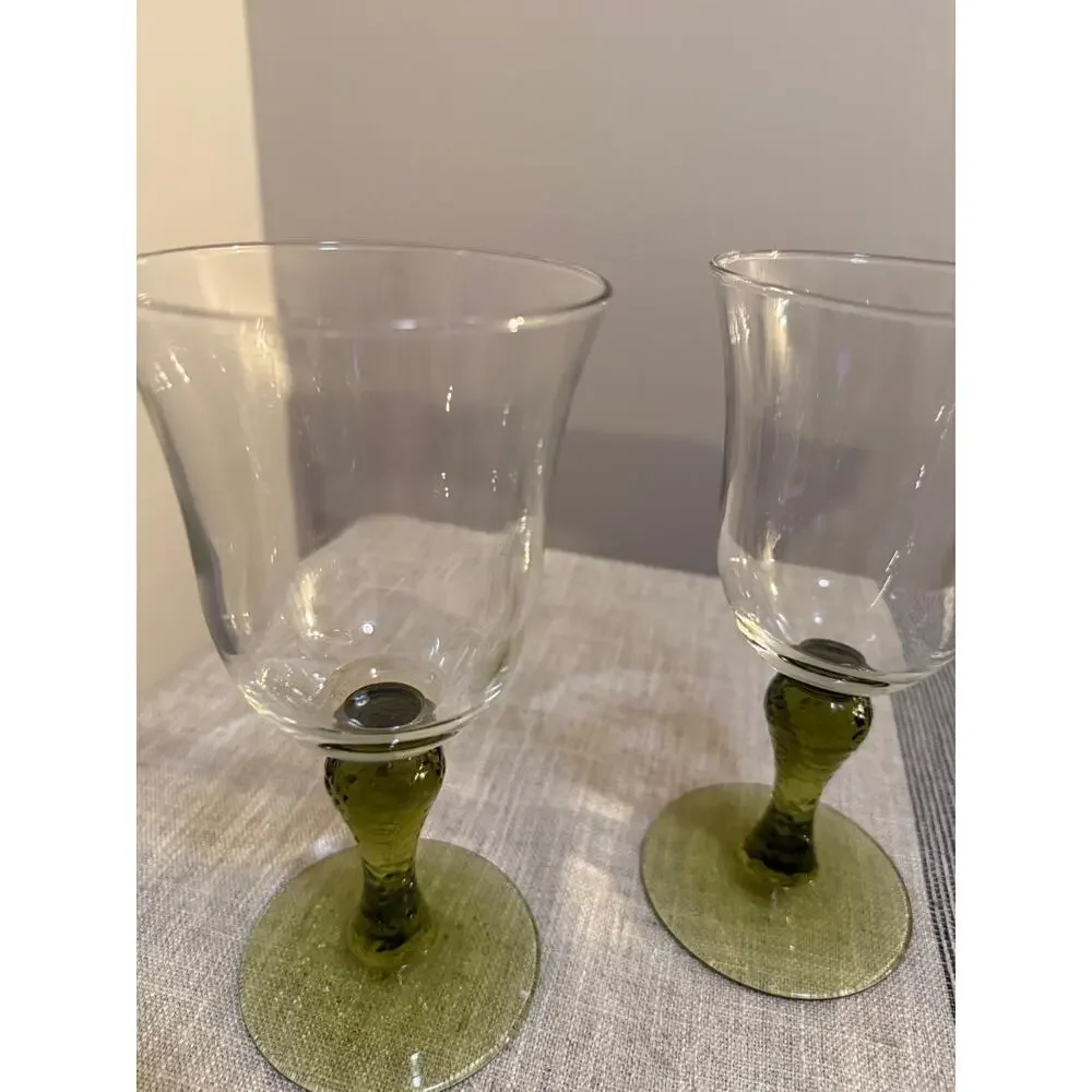 🍷 Set of 2 Green Stem Wine Glasses – Clear Bowl - Libbey - Vintage